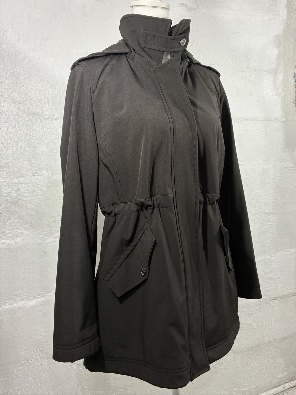 CALVIN KLEIN WEATHER RESISTANT JACKET